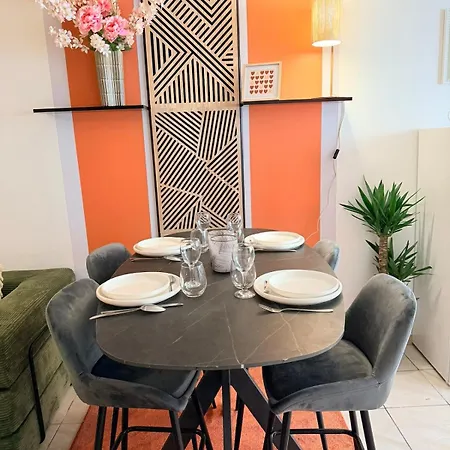 La Parenthese Secrete - Refuge Cosy Avec Terrasse Hypercentre * 루베